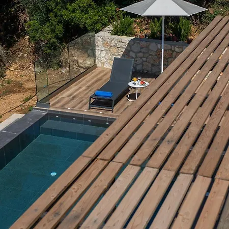 Villa Lefka With Private Infinity Pool & Panoramic Sea Views וילה