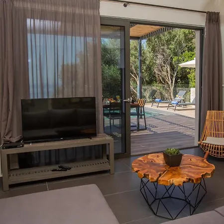 וילה Villa Lefka With Private Infinity Pool & Panoramic Sea Views
