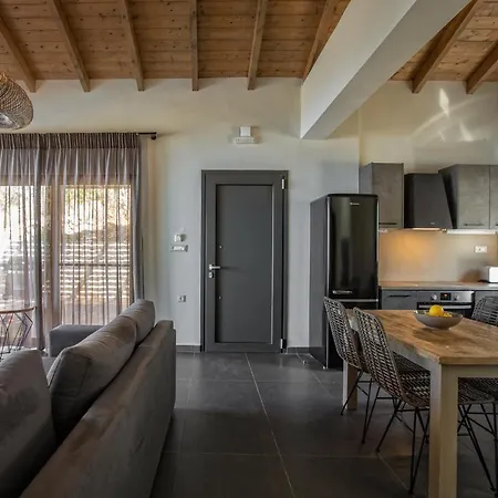 Villa Lefka With Private Infinity Pool & Panoramic Sea Views וילה *