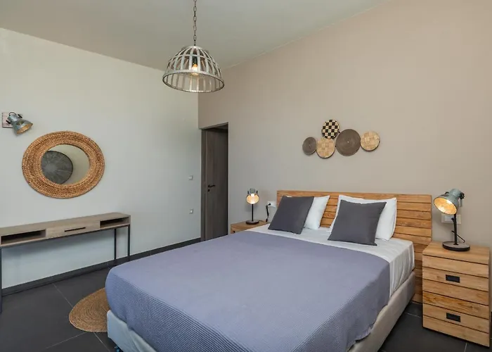 Vila Brand New Lefka With Private Pool At Platies Plateies