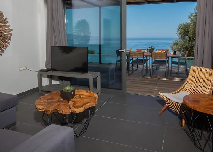 Brand New Lefka With Private Pool At Platies Villa *